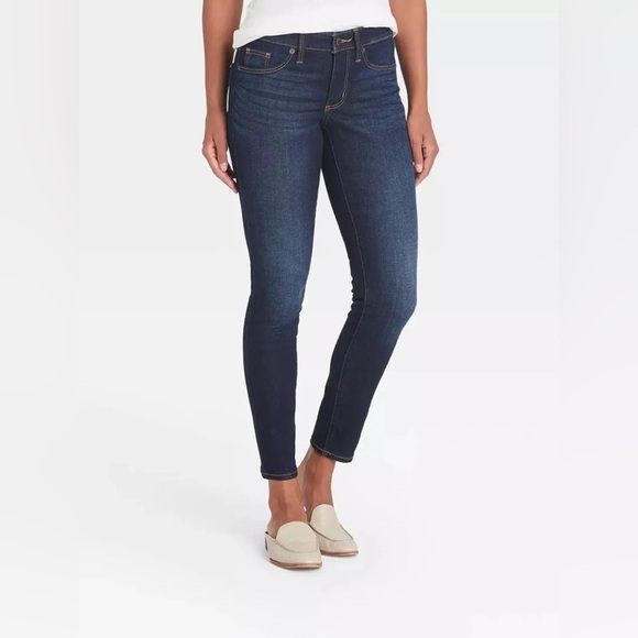 Universal Thread Dark Wash Mid Rise Skinny Jeans - Picture 1 of 7